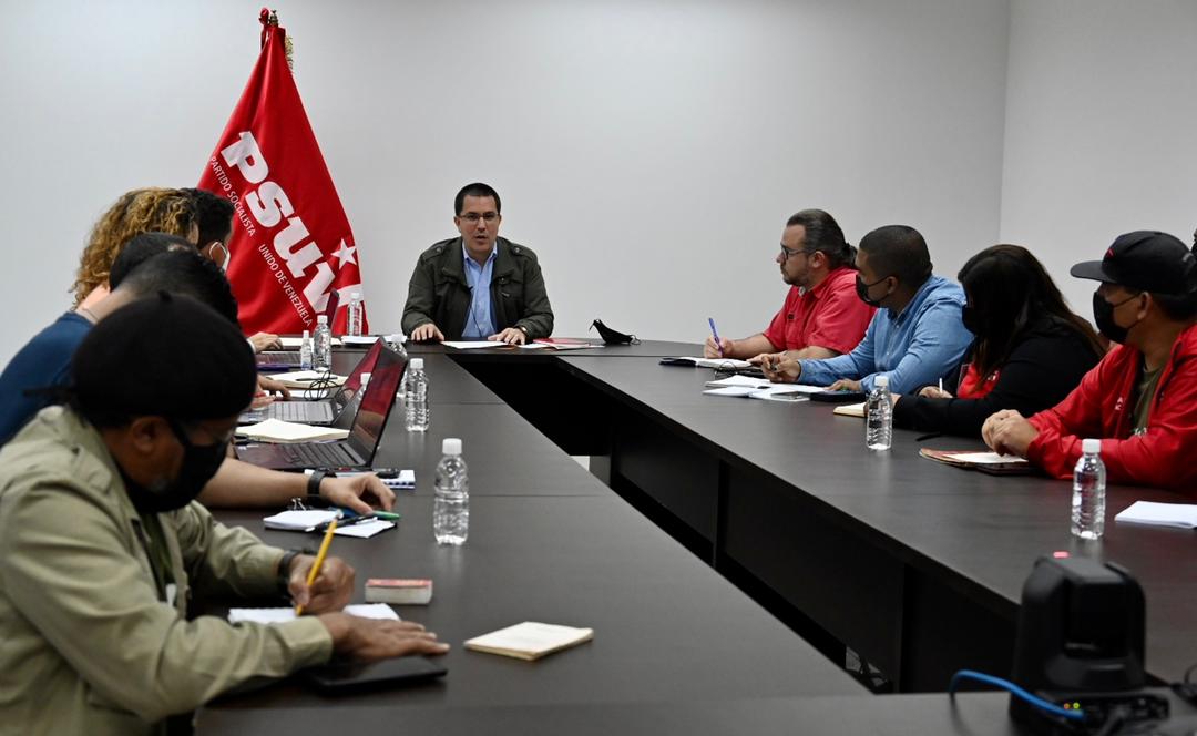 Arreaza: PSUV garantizará activación plena de los Consejos Comunales