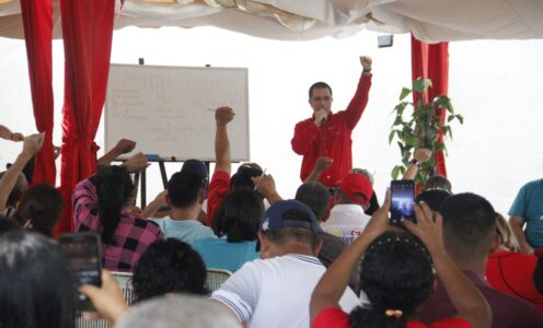 Arreaza insta a la reunificación del PSUV en Barinas para garantizar la continuidad de la Revolución Bolivariana